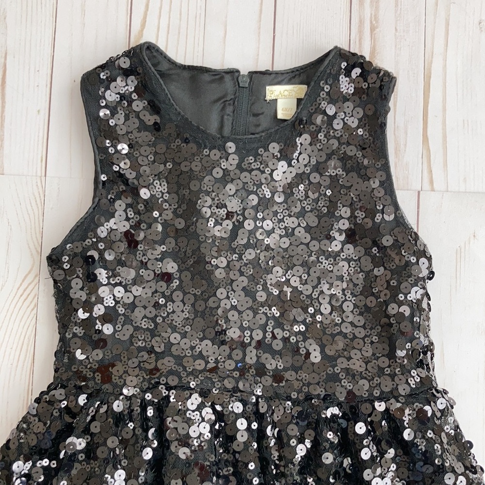 Girls Place 89 by Children’s Place Black Sequin Dress - Picture 3 of 7